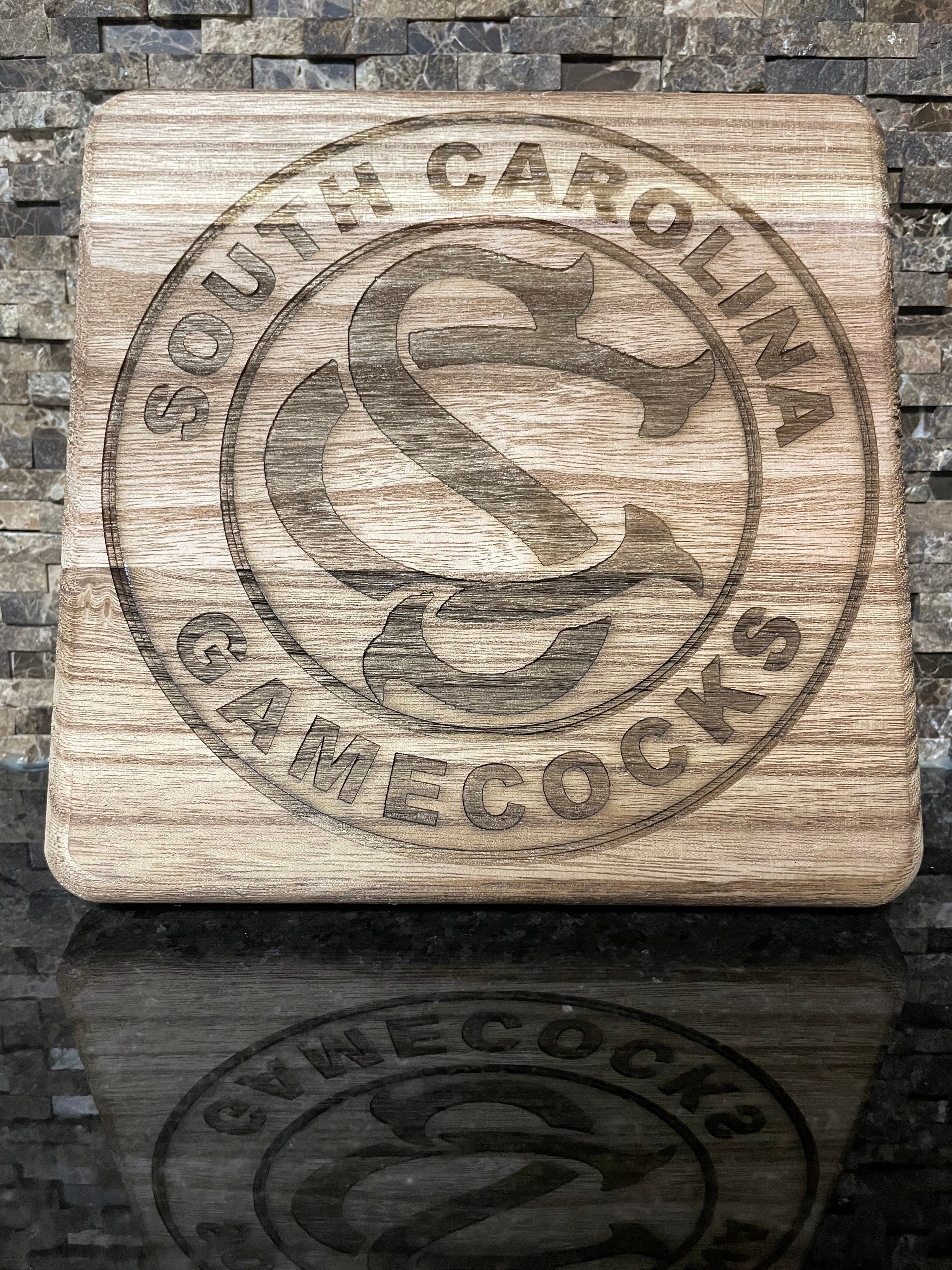 South Caroling Table image 0
